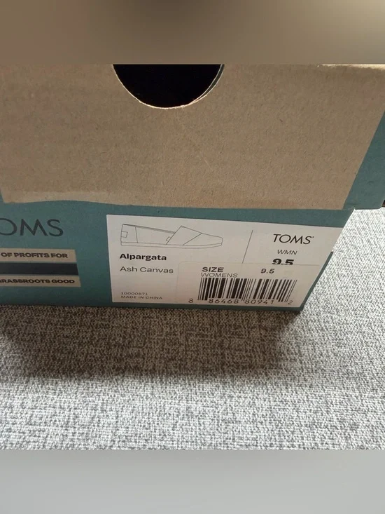 NWT TOMS Women’s Alpargata Classic Canvas Slip-On Shoes - Ash - Picture 9 of 9